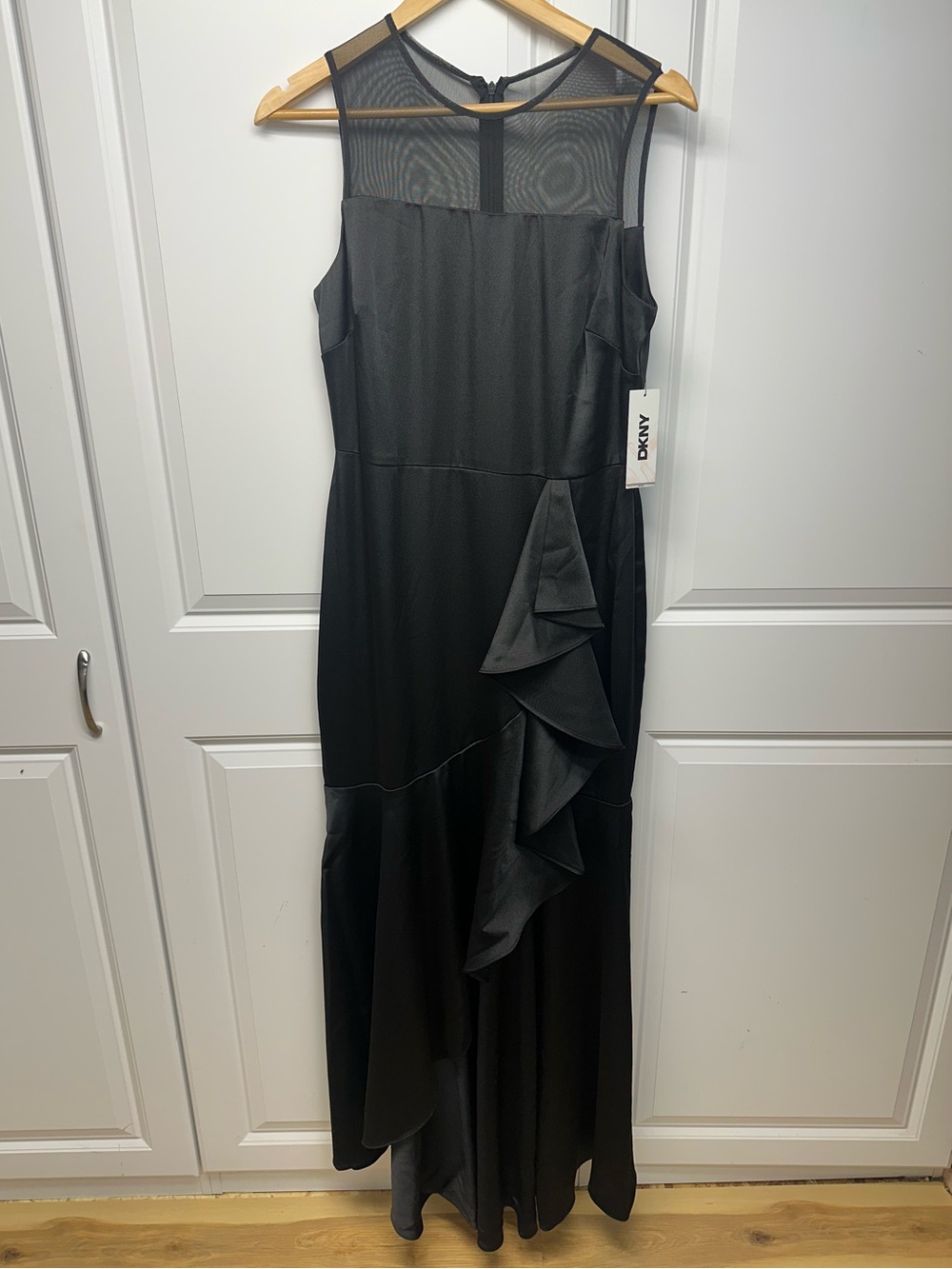 NWT DKNY Black Mesh Yoke Cascading Ruffle Evening Gown Dress 4